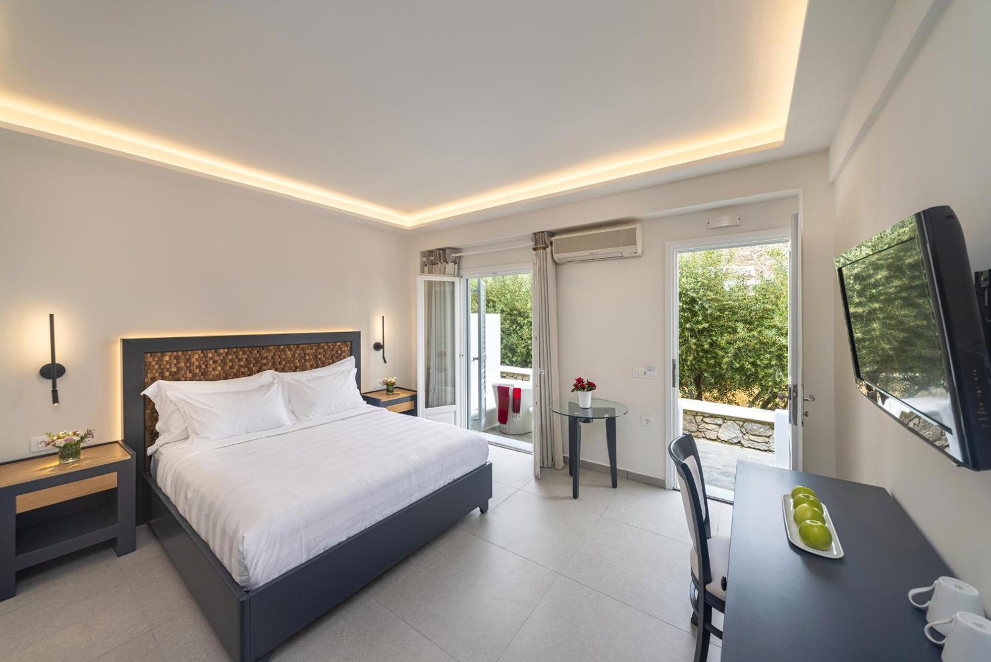 Hotel Petinos 4*